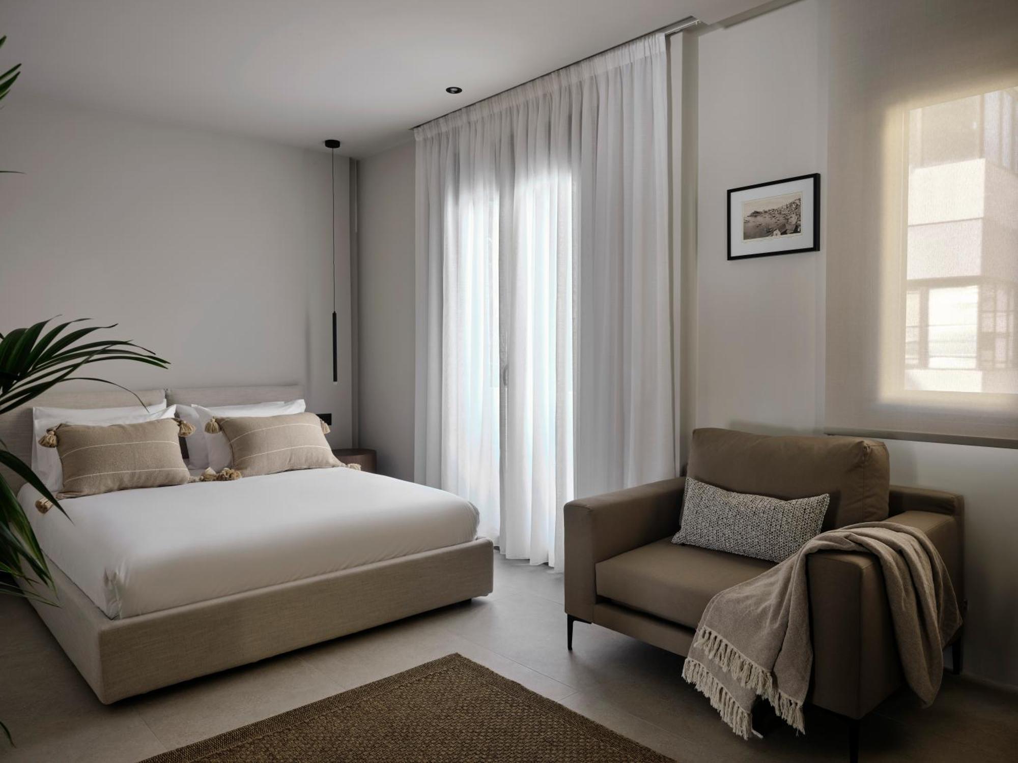 Bond Smart Living Suites Atenas Exterior foto